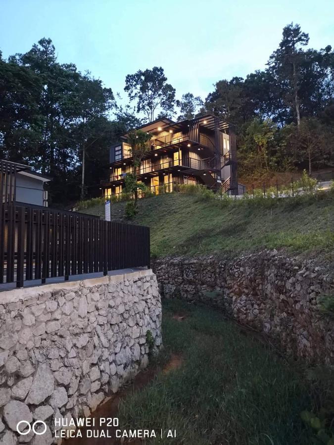 Casa Hill Resort Sungai Lembing Extérieur photo